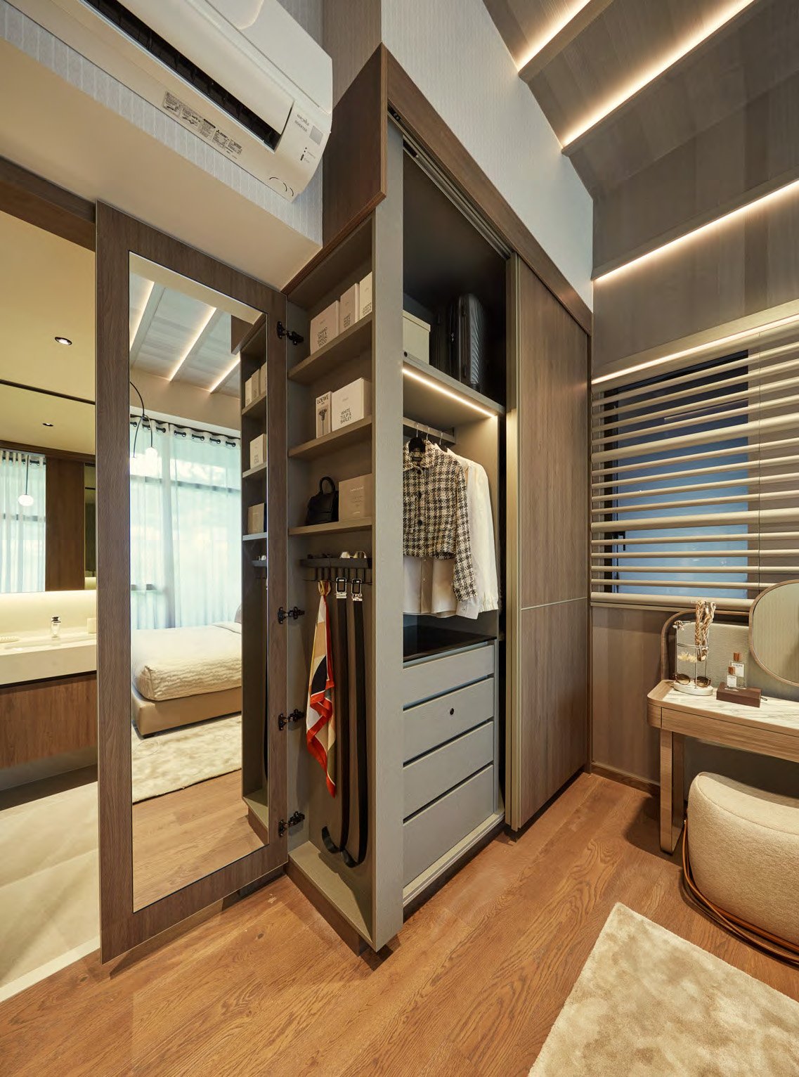 Terra Hill Signature Collection Bedroom